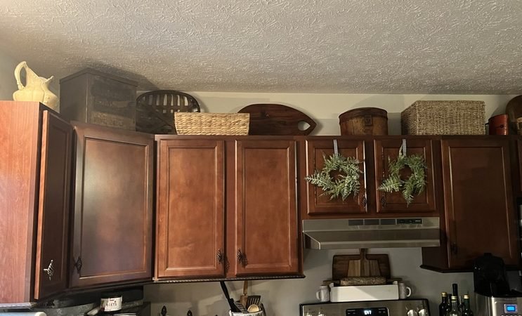 How We Gave Basic Builder-Grade Cabinets a Beautiful Custom Look