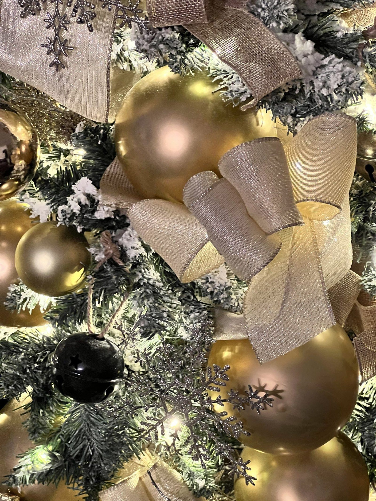 Christmas Tree Balloon Hack