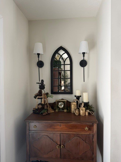 Cabinet decor Christmas
