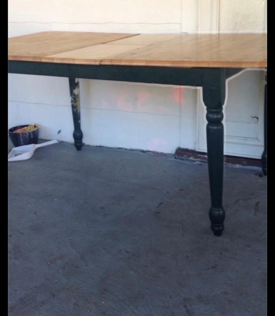 Original Marketplace listing of the $10 farmhouse table
